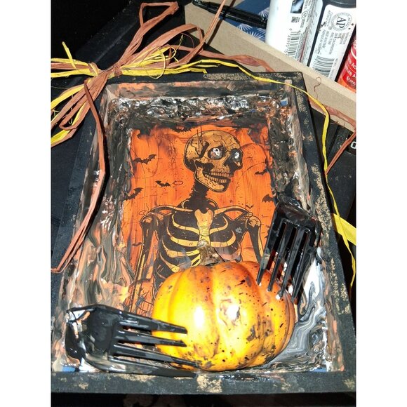 Halloween Skeleton Pumpkin Themed Shadow Box Decoration 5x7 - Picture 1 of 1